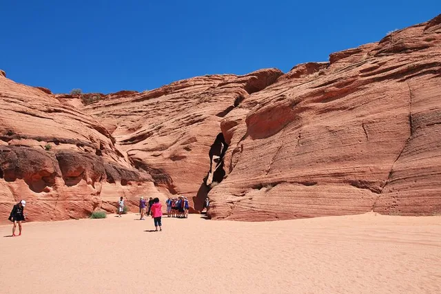 Las Vegas Antelope Canyon and Horseshoe Bend Tour - Image 6