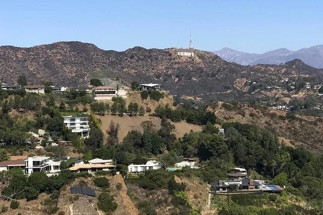 Los Angeles Private Sightseeing Tour - Image 1