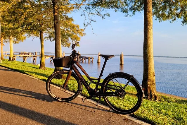 Sanford E-Bike Rental in Historic Downtown - 2 hr - Image 3