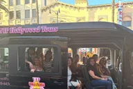 Los Angeles Celebrity Homes Open-Air Bus Tour thumbnail 5