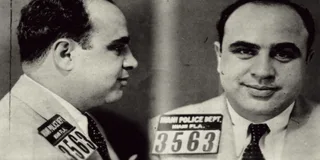 Chicago Gangsters and Ghosts Minibus Tour