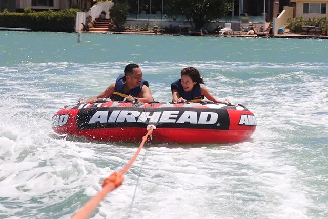 Hawaii Kai Bumper Tube Ride 15 Min - Image 1
