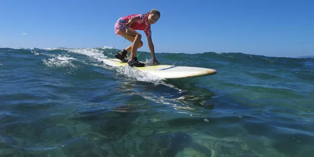 South Maui Surf Lessons at Kalama Beach Park 2 hr - Image 3