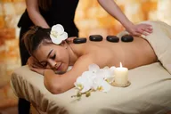 Las Vegas Couples Hot Stone Massage and Halotherapy thumbnail 6