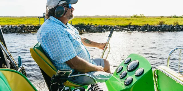 Orlando Florida Everglades Airboat Tour 1.5 hr - Image 6