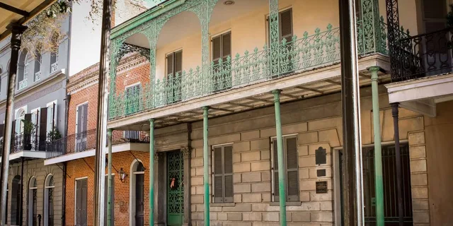 New Orleans Urban Plantation Walking Tour - Image 4