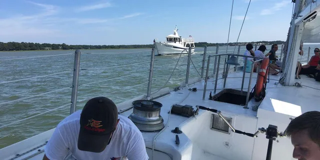 Hilton Head Crabbing Expedition Boat Cruise - Image 6