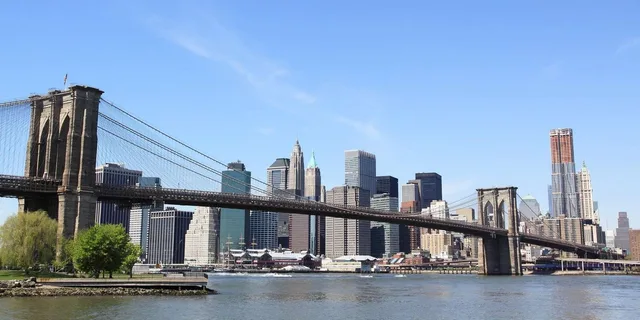 New York City Brooklyn Bridge Bike Tour - Image 6