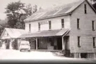 Helen Haunts and History Walk Tour 2 hr thumbnail 4