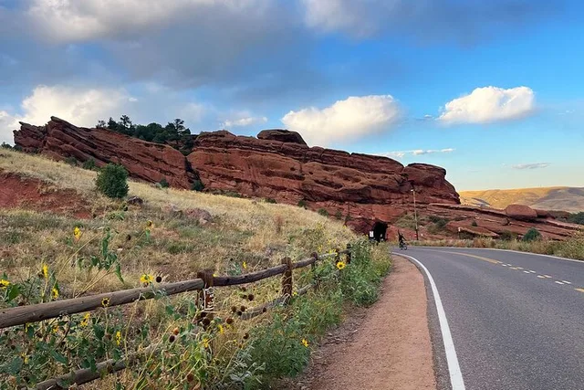 Denver Red Rocks Morning Hike - Image 6