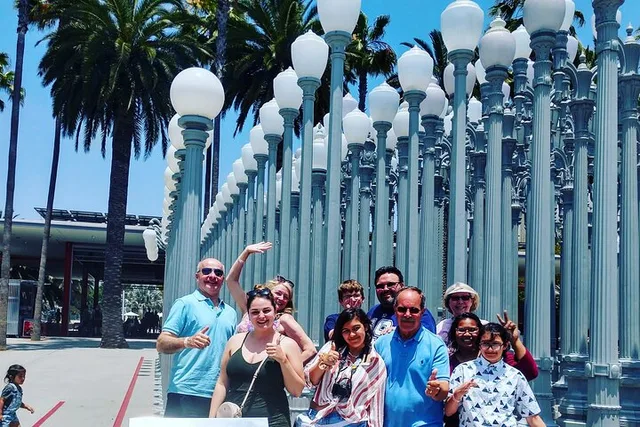 Los Angeles Hollywood and Beverly Hills Private Tour - Image 2