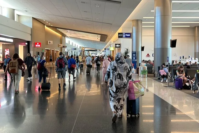 Salt Lake City Private Airport Transfer - Image 5