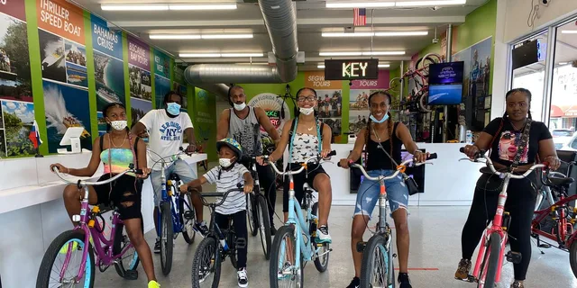 Miami South Beach Bicycle Tour - Image 5