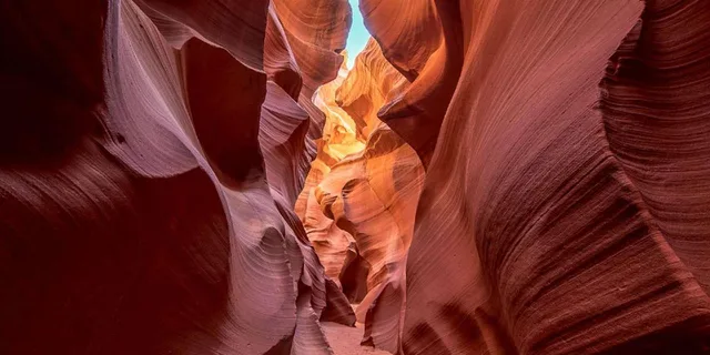 Las Vegas Antelope Canyon & Horseshoe Bend Tour - Image 2