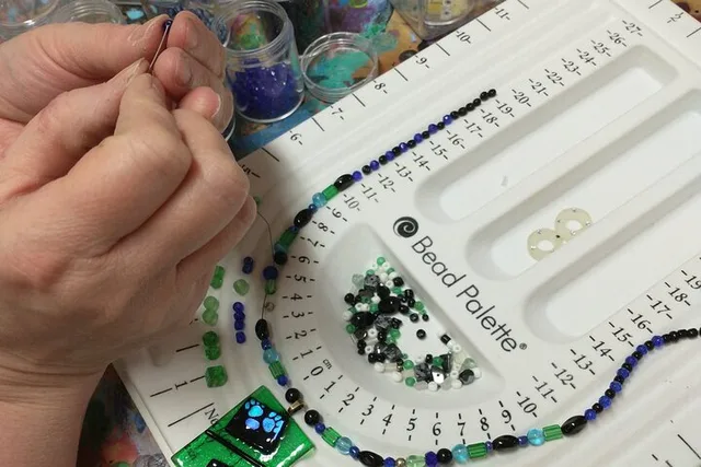 Estes Park Fused Glass Necklace Class 90 Min - Image 5