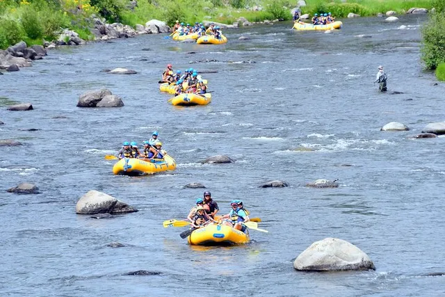Truckee River Whitewater Rafting Boca to Floriston - Image 6