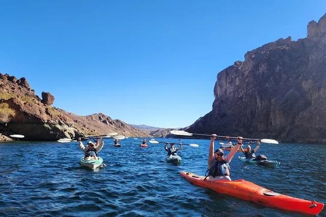 Willow Beach Emerald Cave Kayak Adventure - Image 3