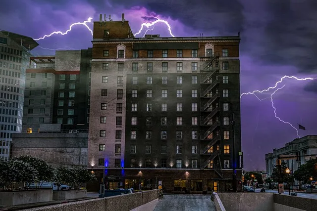 Dallas Ghost Tour: Blood, Bones, and Burials - Image 4