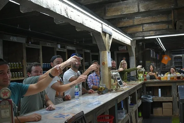 Pigeon Forge Moonshine & Wine Tour - Image 2