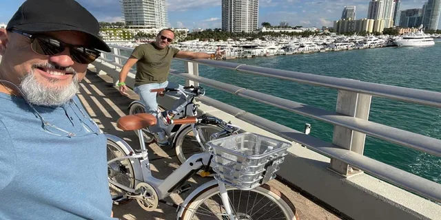 Miami Beach Electric Bike and Segway Tour - Image 6