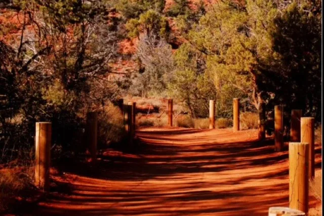 Sedona Uptown Tour and Scenic Views 10 hr - Image 5