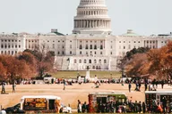 Washington Day Trip from New York in Spanish thumbnail 5