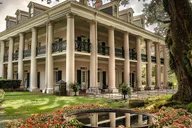 New Orleans Oak Alley Plantation and Airboat Tour thumbnail 1