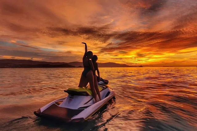 Clear Lake Jet Ski Rental - Image 4