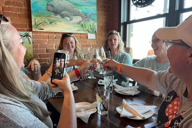 Crystal River Food Tour - Image 1