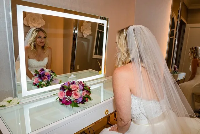 Las Vegas Elvis Wedding Ceremony - Image 6