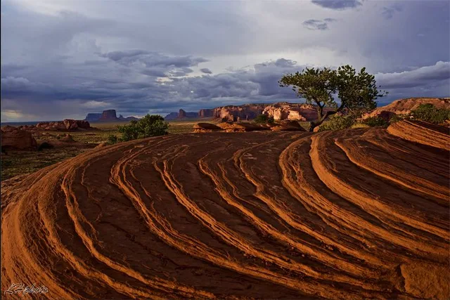 Monument Valley Mystery Valley Group Tour - Image 2