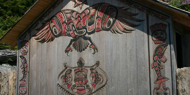 Ketchikan Potlatch Park and Wildlife Van Tour 2.5 hr - Image 3