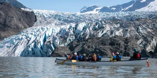 Juneau Mendenhall Glacier Canoe Paddle and Hike 5.5 hr
