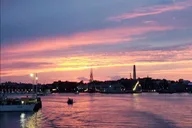 Boston Harbor Narrated Sunset Cruise thumbnail 2