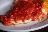 Chicago Loop Food Tour with Deep Dish Pizza thumbnail 6
