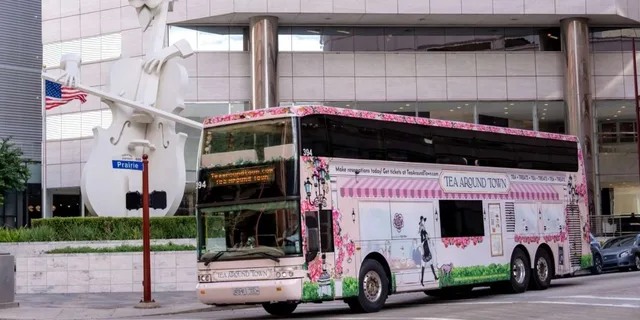 Houston Tea Bus Tour - Image 1