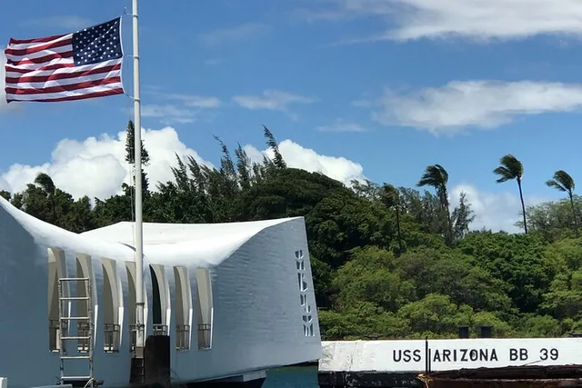 Honolulu Pearl Harbor Tour Early Access - Image 1