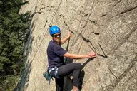 Boulder Rock Climbing with Pro Guide 4 hr thumbnail 2