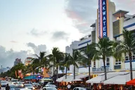 Miami City Tour Small Group Experience thumbnail 4