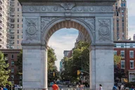 New York City Walking Tour: Greenwich Village to Chinatown thumbnail 2