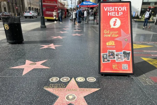 Los Angeles Walk of Fame Experience - Image 6