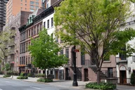 New York Self-Guided Audio Tour of Joan Didion's Manhattan thumbnail 3
