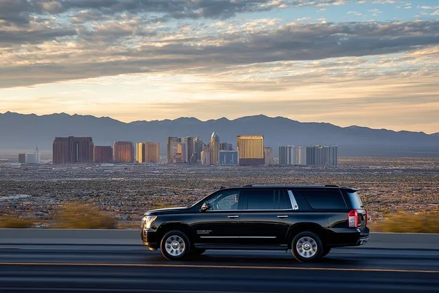 Los Angeles SUV Airport Transfer Service - Image 2