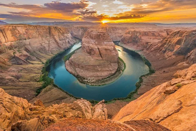 Page Secret Antelope Canyon and Horseshoe Bend Tour - Image 1