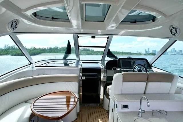 Miami Yacht Rental 50ft - Image 6