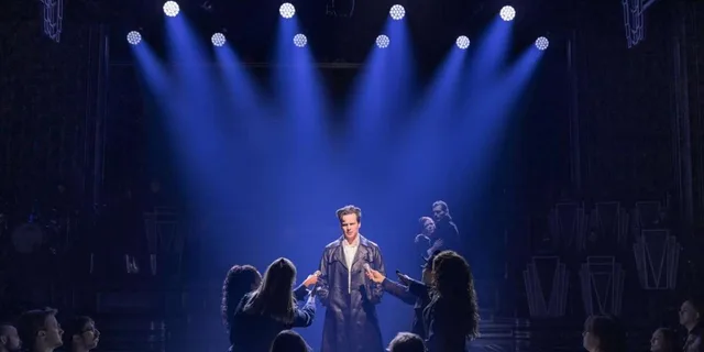 New York Broadway Show: Jonathan Groff in Just In Time - Image 3
