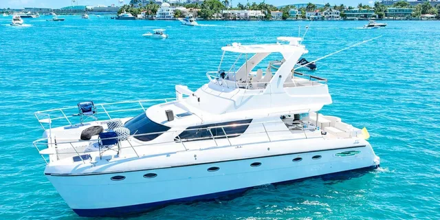 Miami Catamaran Tour 60ft - Image 5