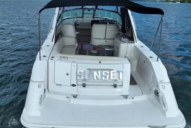Miami Yacht Rental in the Bay 2 or 4 Hours - Image 5