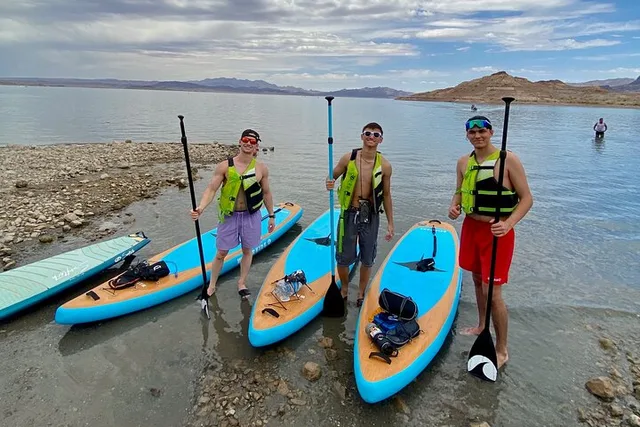 Lake Mead Stand-Up Paddleboarding Lesson - Image 5