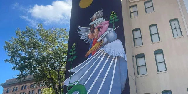 Houston Street Art and Small Bar Tour - Image 5